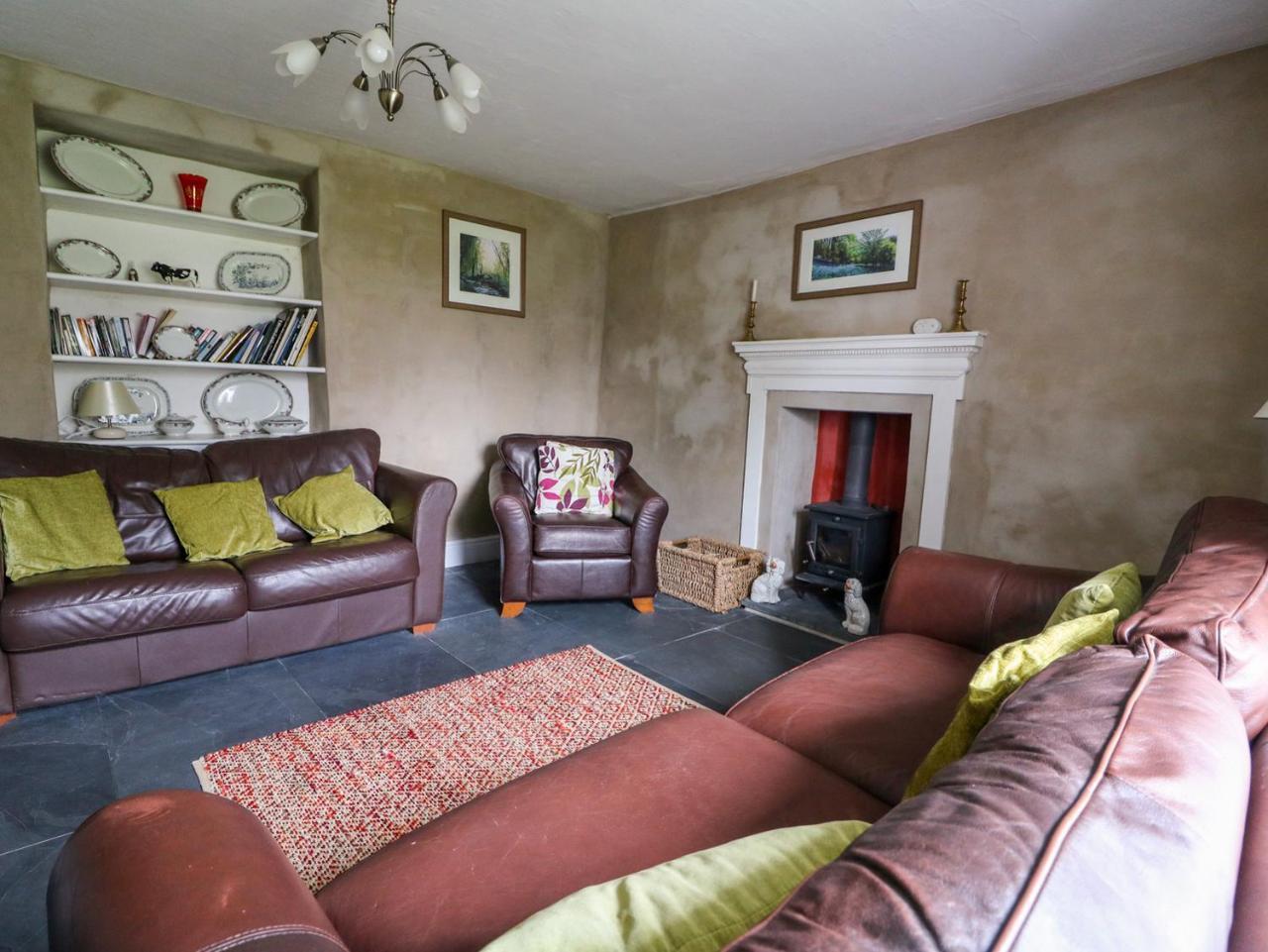 Llwyncadfor Farm Villa Llangunllo Dış mekan fotoğraf