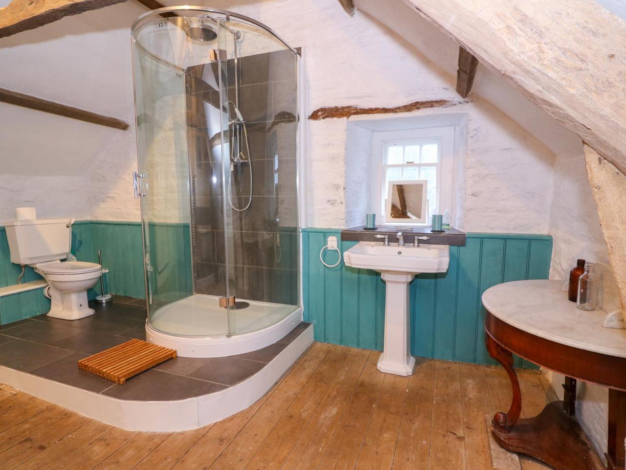 Llwyncadfor Farm Villa Llangunllo Dış mekan fotoğraf
