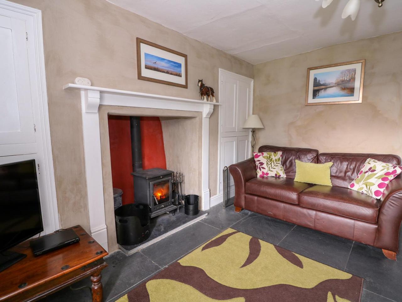 Llwyncadfor Farm Villa Llangunllo Dış mekan fotoğraf