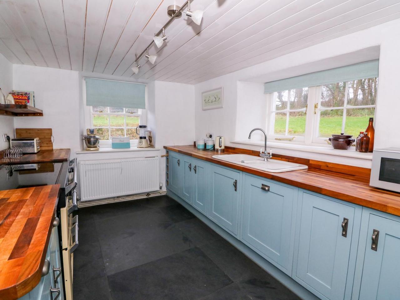 Llwyncadfor Farm Villa Llangunllo Dış mekan fotoğraf